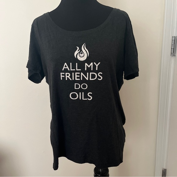 Essential Oil Graphic T-shirt - Picture 1 of 10